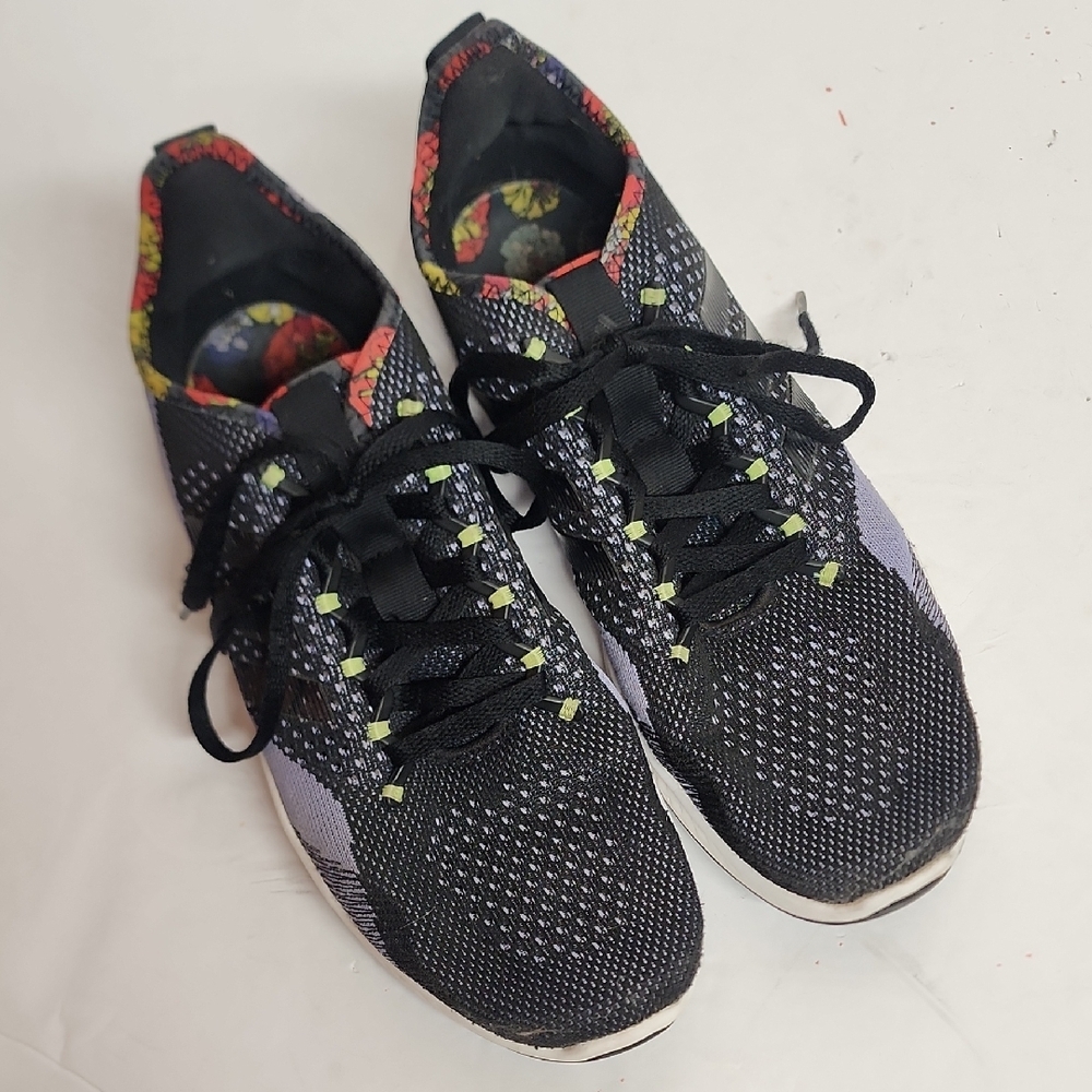 Adidas Core Black Solar. Yellow & Lavender Fluid Flow 2.0 Athletic Shoes Size 10
